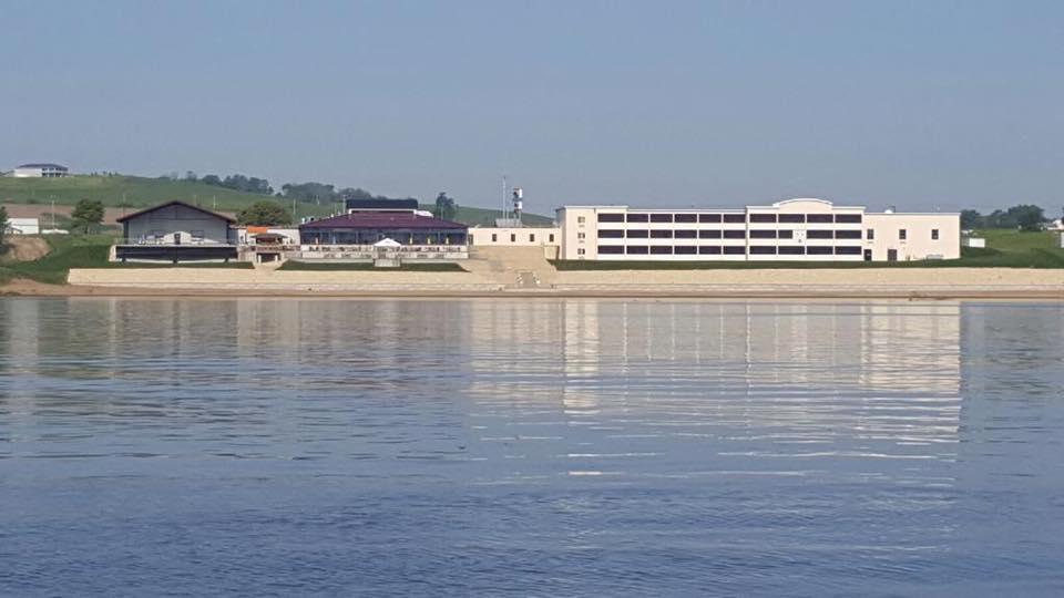 Baymont By Wyndham Bellevue Hotel Kültér fotó