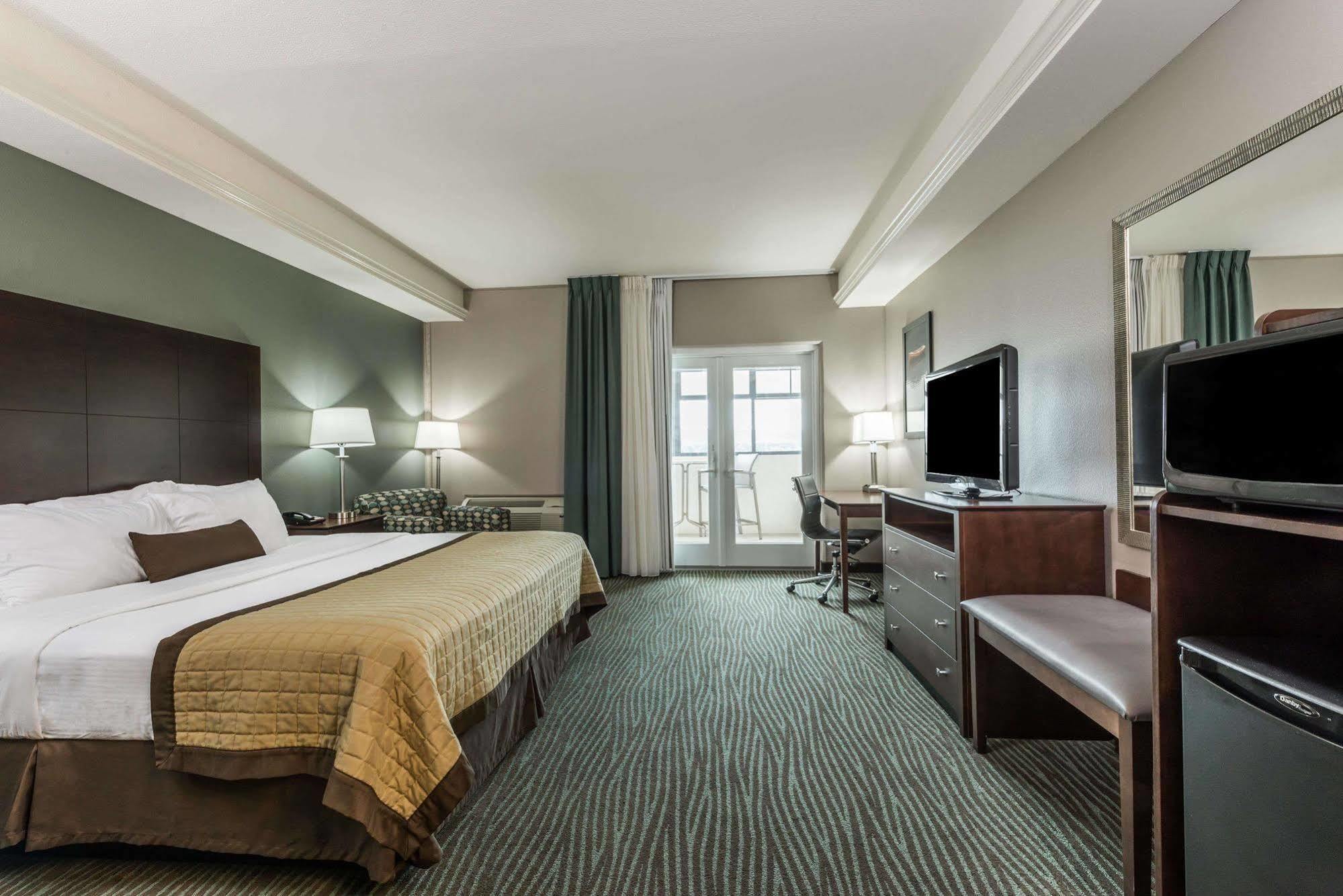 Baymont By Wyndham Bellevue Hotel Kültér fotó